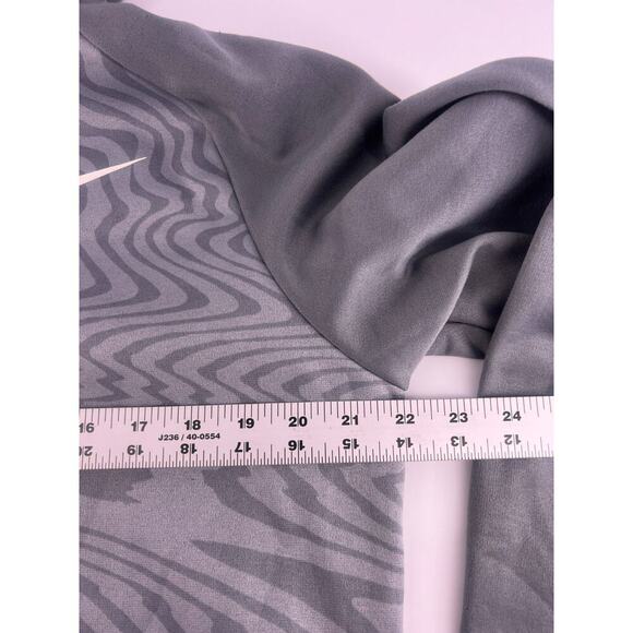 Nike Sweatshirt Mens Medium Gray White Standard Fit Pullover Hoodie Swoosh Sport - Picture 5 of 8